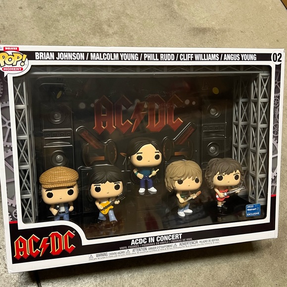 Funko | Accessories | New Funko Pop Moment Deluxe Acdc In Concert Vinyl ...